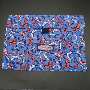 Vineyard Vines Fabric Bag with Shrimp and Oysters